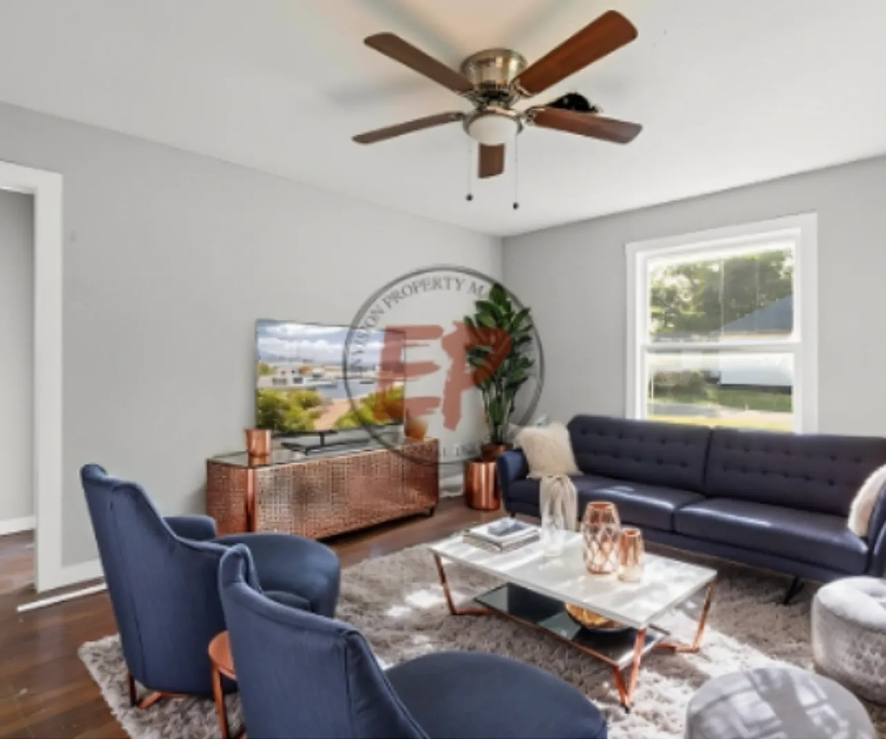 1001 Preston St — Photo 3