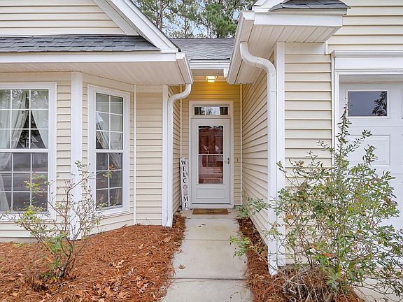 3rd image of 4845 Carnoustie Ct