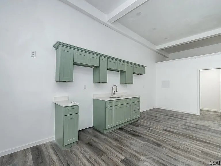 215 Franklin St #202 — Photo 8