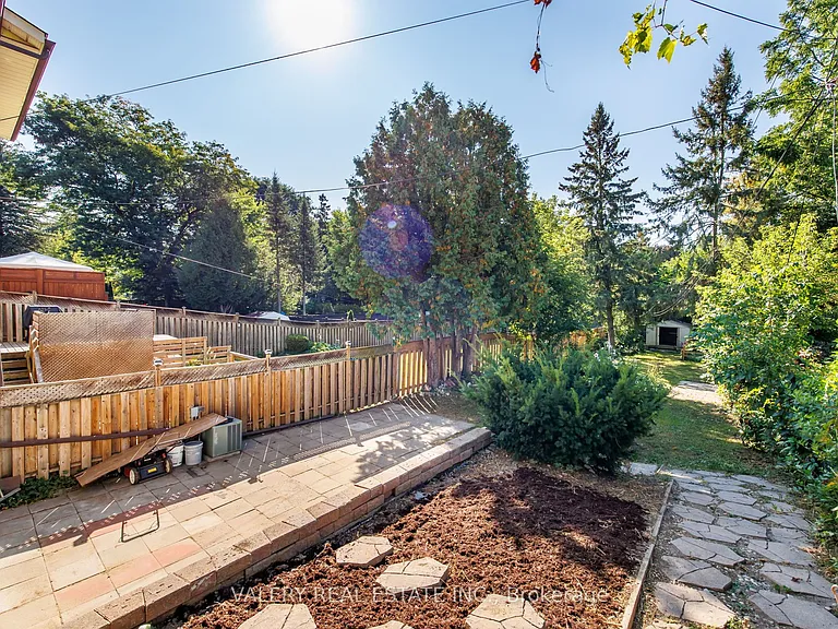 48 Clarence St #2 — Photo 14