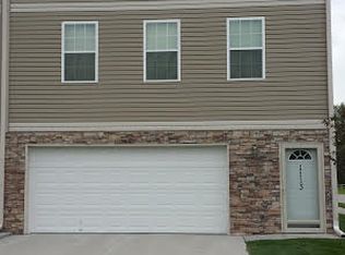 1113 Avenue K, Carter Lake, IA 51510
