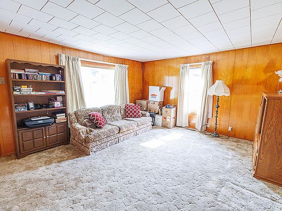3rd image of 306 Patton Hill Rd