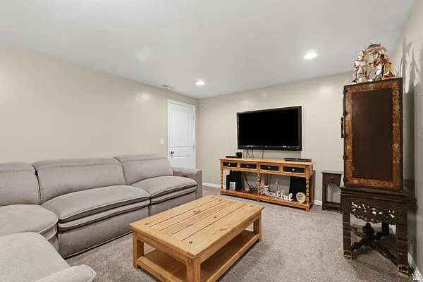 2 bed, 1300 sqft, $1,475 — Photo 3