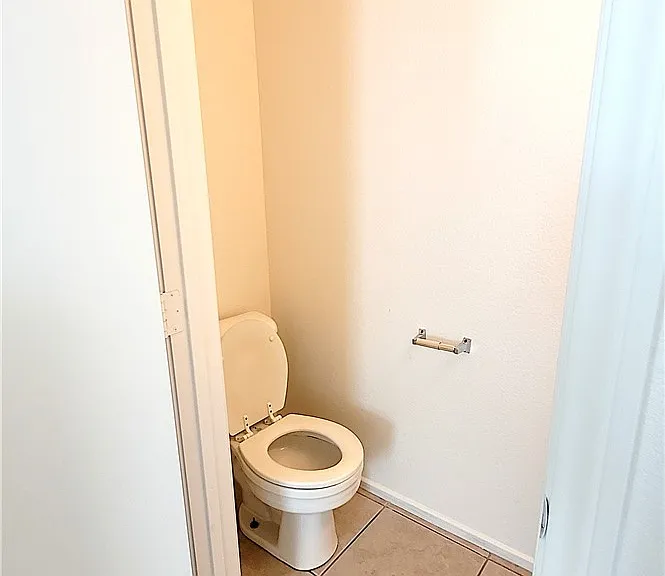 5745 W Dewey Dr — Photo 9