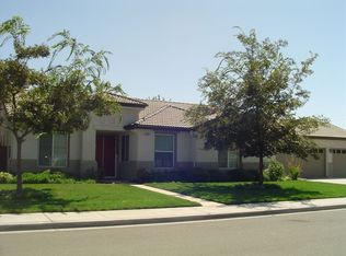 635 Millbrook St, Hanford, CA 93230