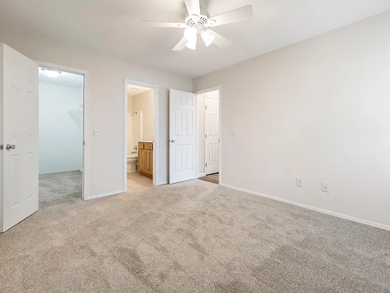 1939 N Caton Dr — Photo 15