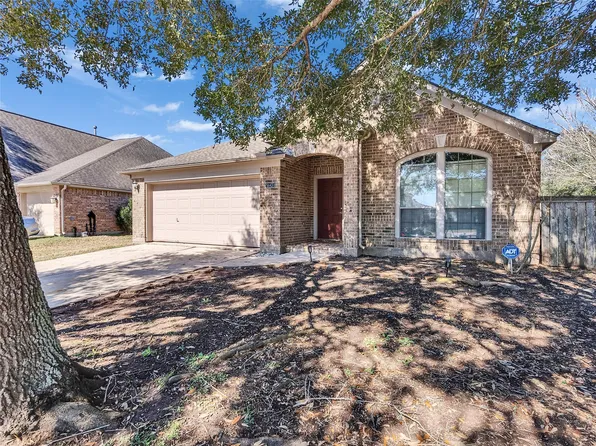 5643 Walnut Glen Ln, Rosenberg, TX 77471