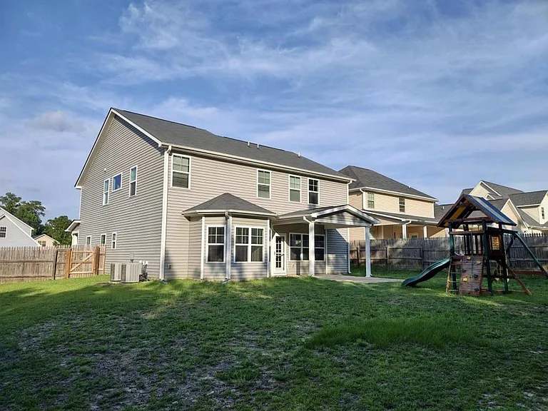 1525 Gallant Fox Ct — Photo 26
