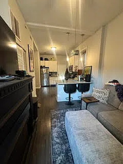 2 bed, 700 sqft, $2,500 — Photo 3