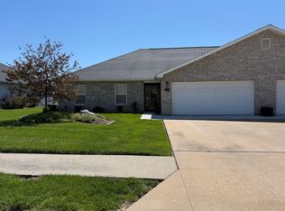 1406 Reynolds Rd, Marshall, MO 65340