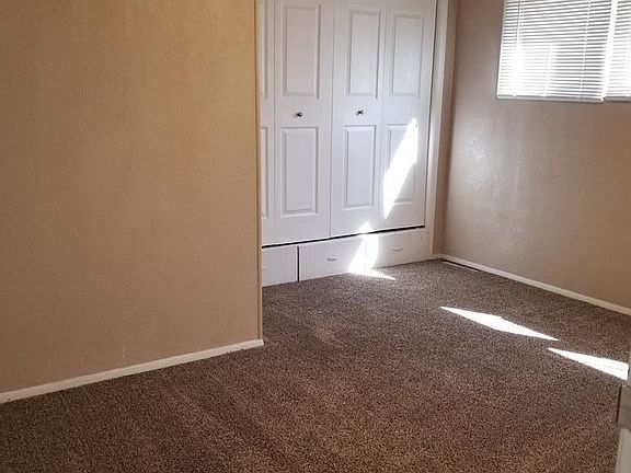 5th image of 328 Gaylord Ave