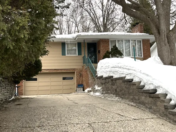 5125 Oxford Ave, Edina, MN 55436