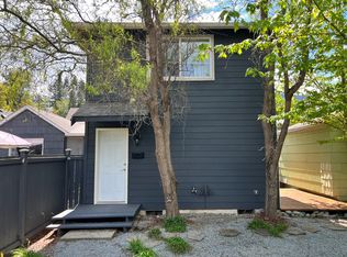 180 SE Bush St #B, Issaquah, WA 98027