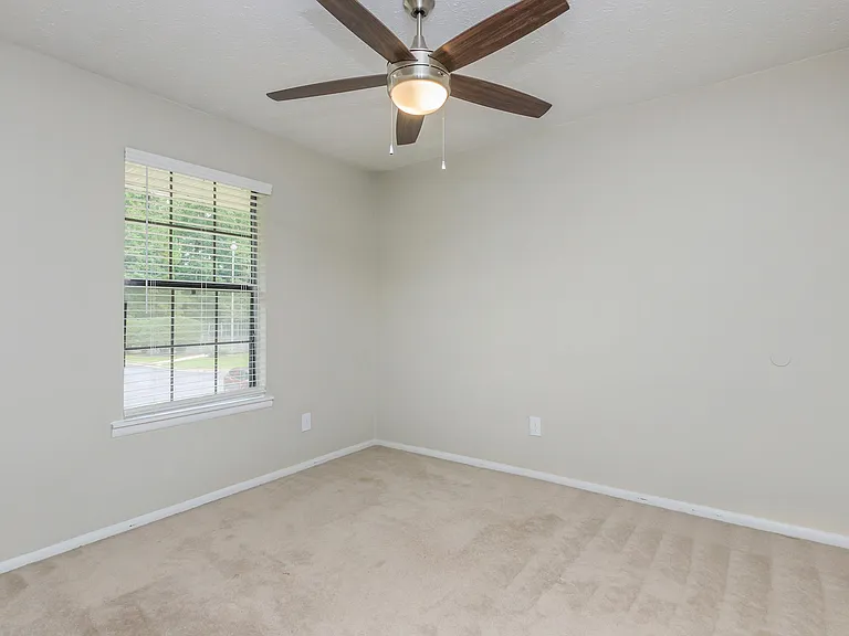 Ashley Oaks Apartments — Photo 56