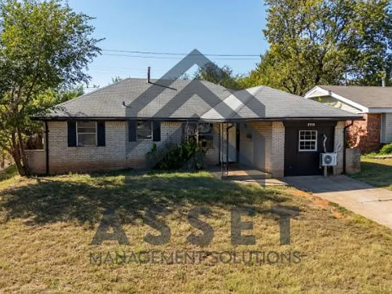 3721 Parkwoods Ln — Photo 4