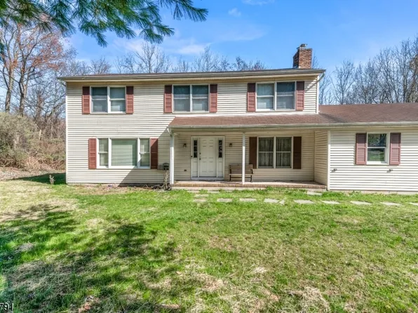 4 Alexandra Rd, Roxbury Twp., NJ 07850