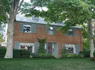 219 Bonnett St SW, North Canton, OH 44720