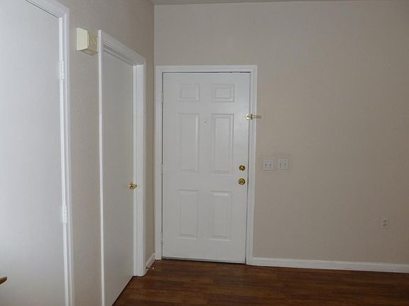 5th image of 3400 Cabana Dr Unit 1064