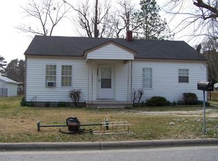 2228 Oak Dr, Tarboro, NC 27886