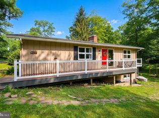 95 Jacobs Creek Rd, Ewing, NJ 08628