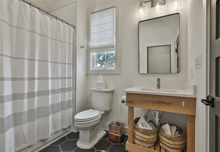 130 Arcadia Ave — Photo 33