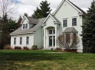 5 Watercrest Dr, Londonderry, NH 03053