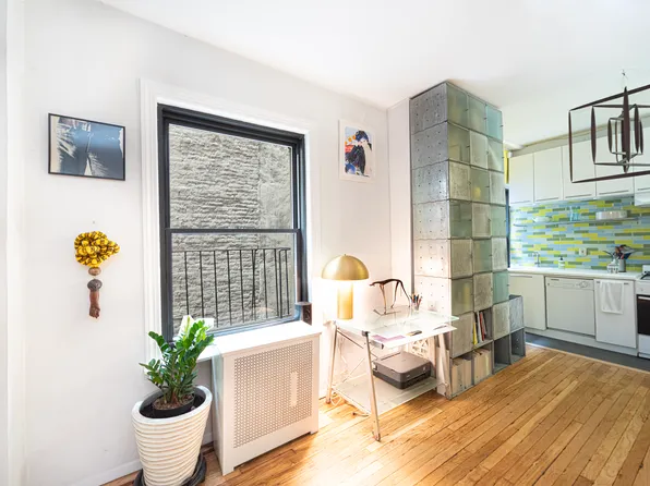 46 West 83rd Street image 5 of 8