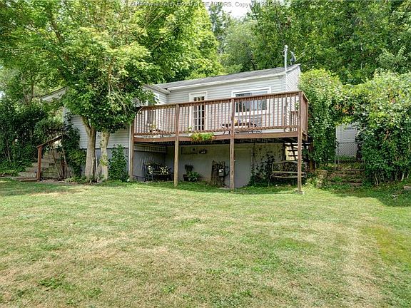 3rd image of 5179 Crystal Dr