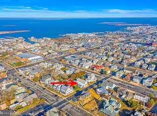 210 N Beach Ave, Beach Haven, NJ 08008