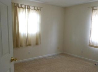 916 Mick Rd, Mount Vernon, IL 62864