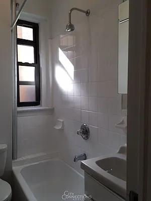 Rented by City Connections Realty | media 21