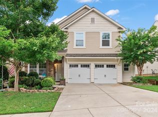 114 Collenton Ln, Mooresville, NC 28115