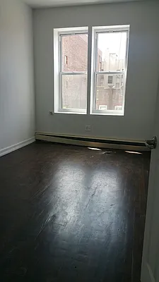 Rented by Lang Realty LLC | media 3