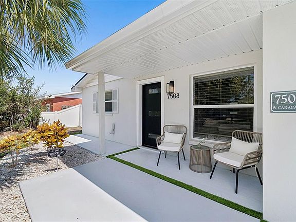 3rd image of 7508 W CARACAS STREET