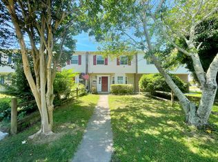 829 Biltmore Dr, Virginia Beach, VA 23454