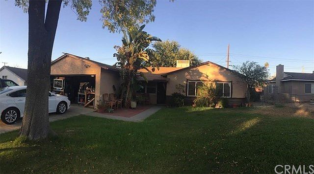 2nd image of 3141 Jacaranda St
