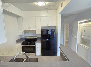 6717 W 86th Pl #1A, Los Angeles, CA 90045