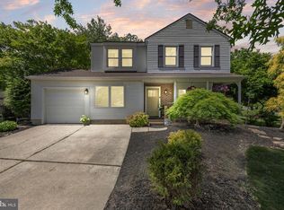 2 Devonshire Rd, Mount Laurel, NJ 08054
