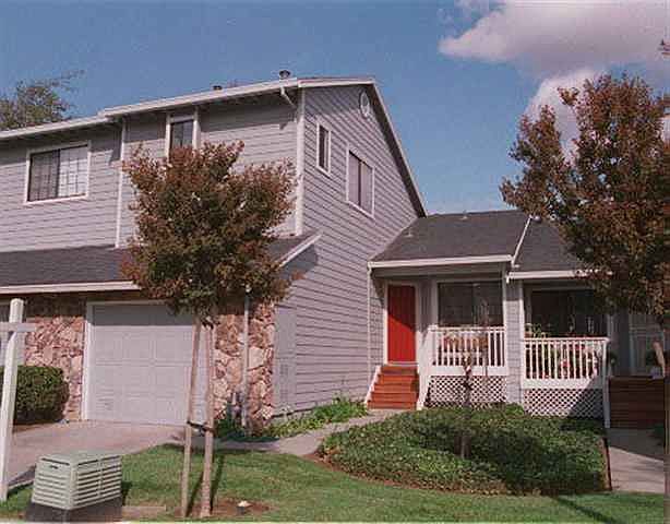 1st image of 523 Bustos Pl Unit 523