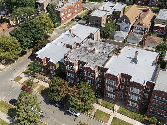 4th image of 8007 S Carpenter St #2N