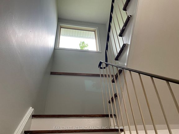 2nd image of 100 Oakdale Dr