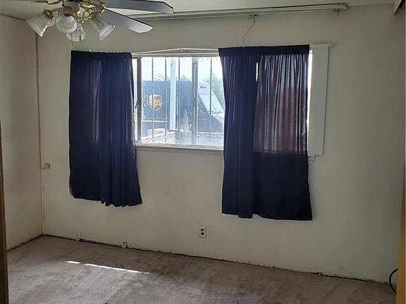 5th image of 1300 Wyatt Ave
