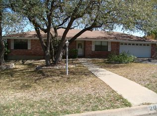 209 Skyview Dr, Kerrville, TX 78028