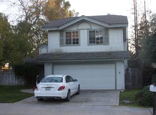 725 E Moss Creek Ln, Fresno, CA 93730