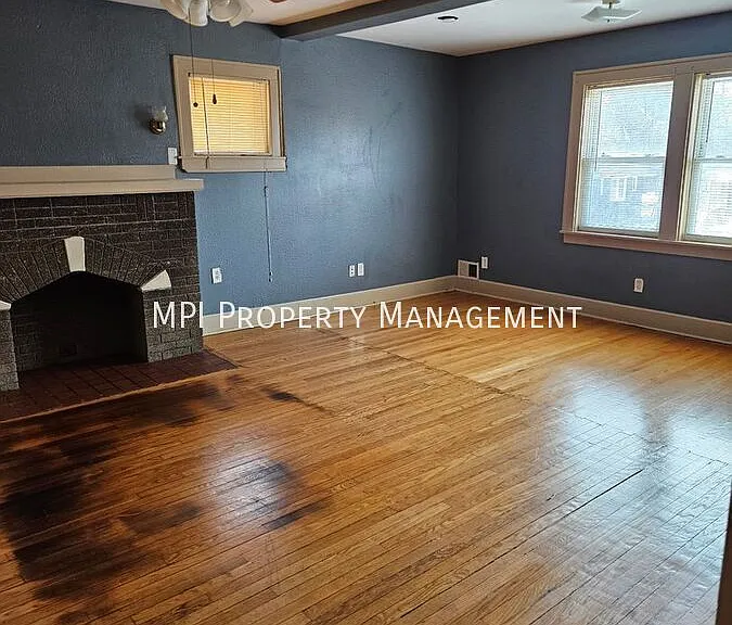 3422 N Vel R Phillips Ave — Photo 12