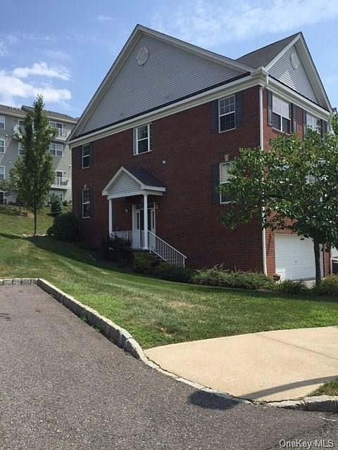 1st image of 402 Balsam Dr