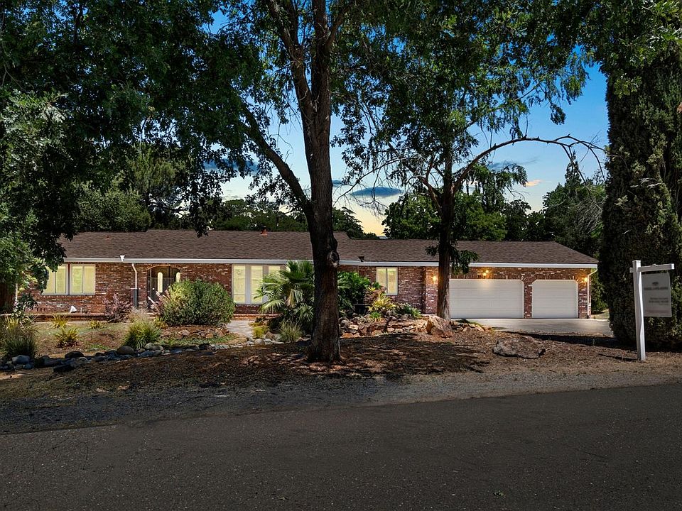 1st image of 3515 Creekwood Dr