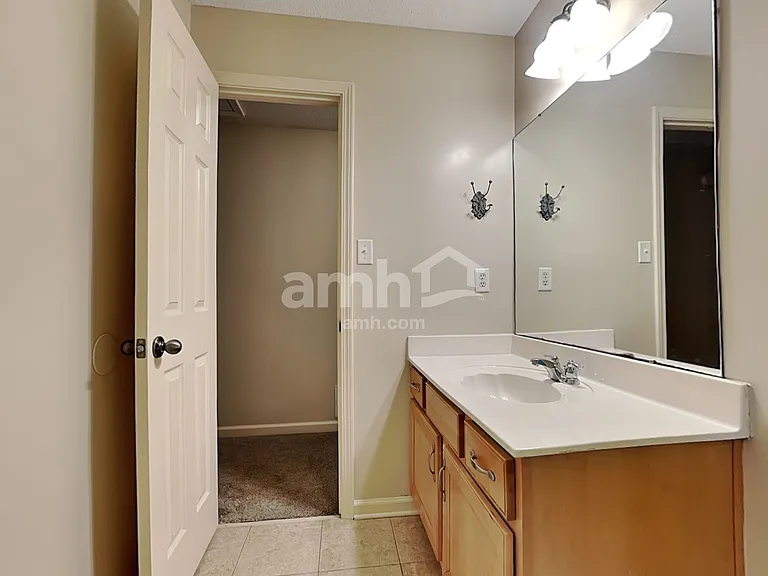 7450 Shadow Run Ln — Photo 21