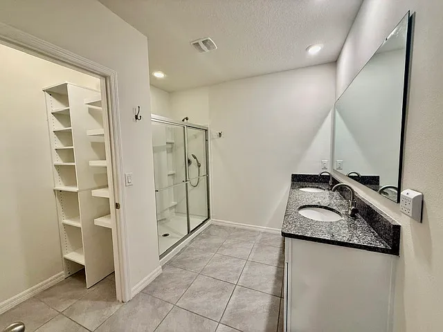 243 Meghan Cir — Photo 13