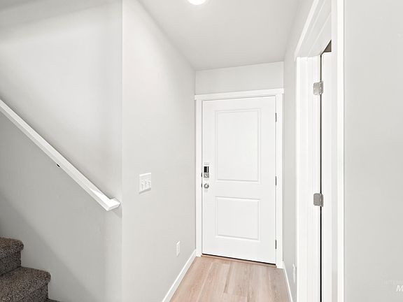 2nd image of 10868 Rutland St